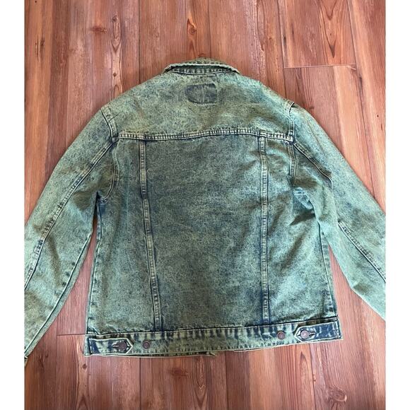 Acid Washed Denim Jacket size Large - Picture 2 of 6